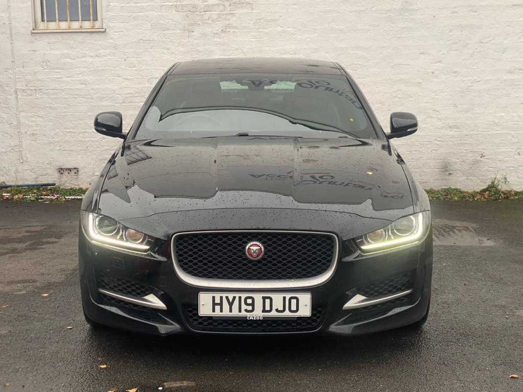 Used Jaguar XE 2019 for sale - 76536176: Photo 3