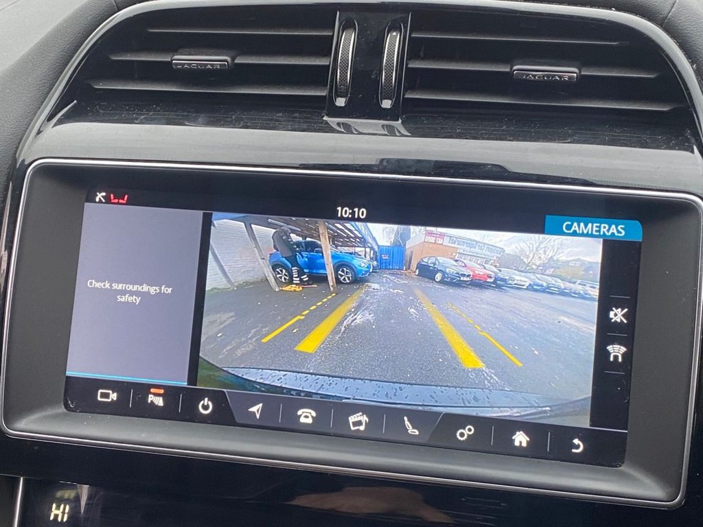 Used Jaguar XE 2019 for sale - 76536176: Photo 38