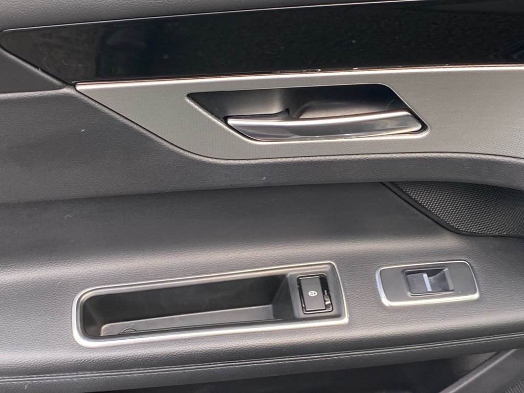 Used Jaguar XF 2017 for sale - 76386263: Photo 22