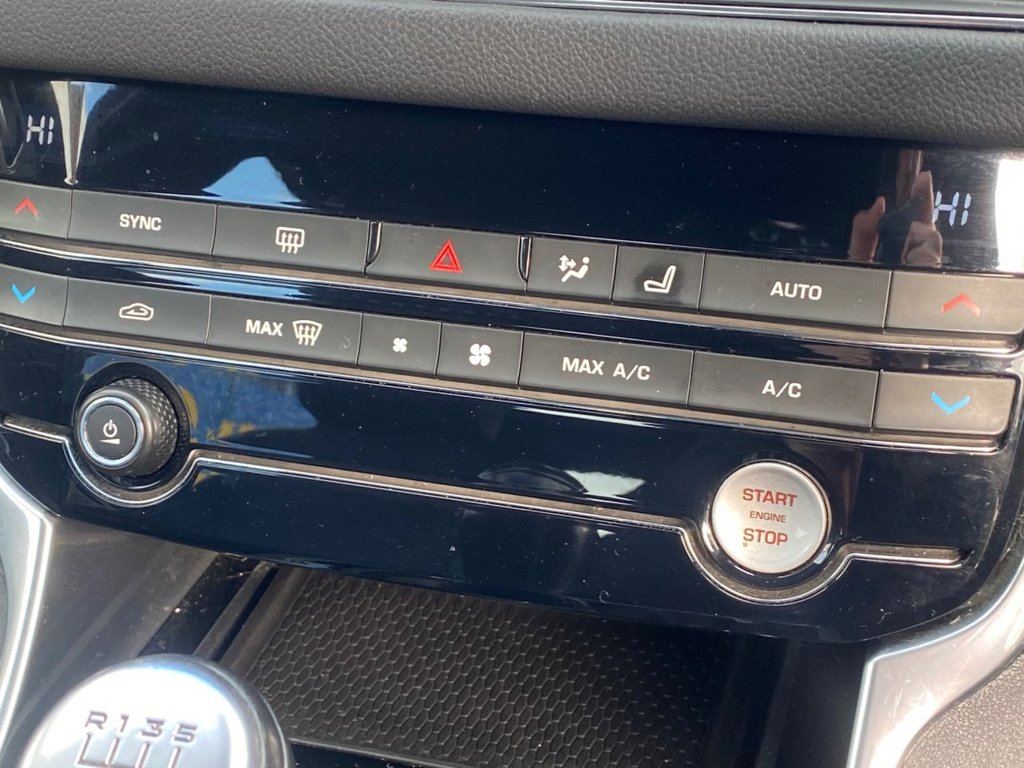 Used Jaguar XF 2017 for sale - 76386263: Photo 38