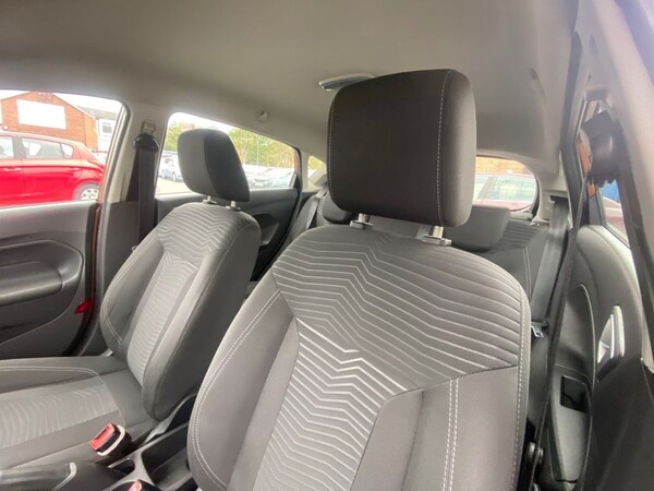Used Ford Fiesta 2015 for sale - 76210441: Photo 16