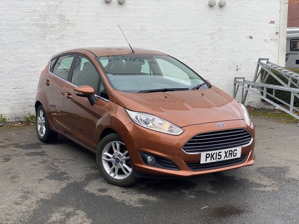 Used Ford Fiesta 2015 for sale - 76210441: Photo 1