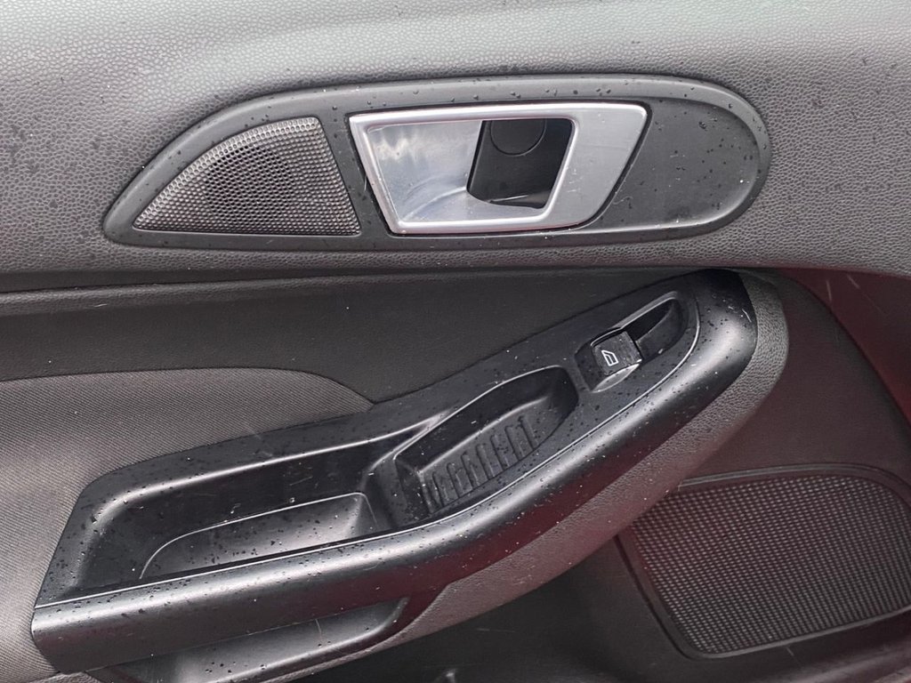 Used Ford Fiesta 2013 for sale - 76345618: Photo 21