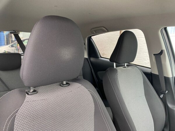 Used Toyota Yaris 2016 for sale - 76235321: Photo 15