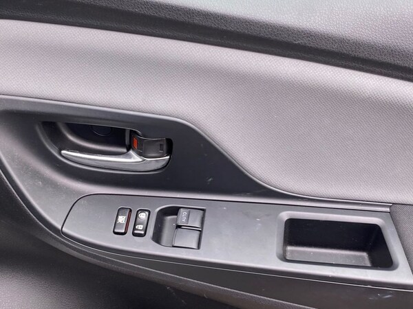 Used Toyota Yaris 2016 for sale - 76235321: Photo 19