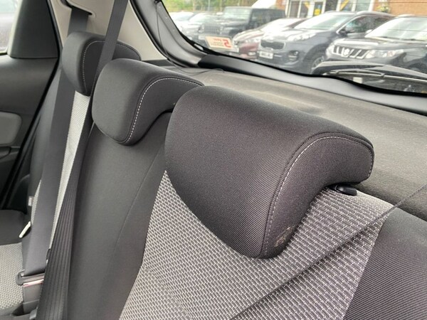 Used Toyota Yaris 2016 for sale - 76235321: Photo 25