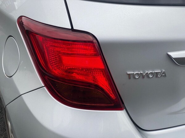 Used Toyota Yaris 2016 for sale - 76235321: Photo 32
