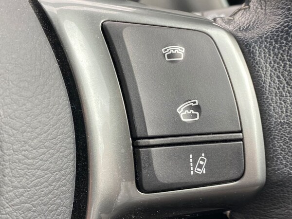 Used Toyota Yaris 2016 for sale - 76235321: Photo 41