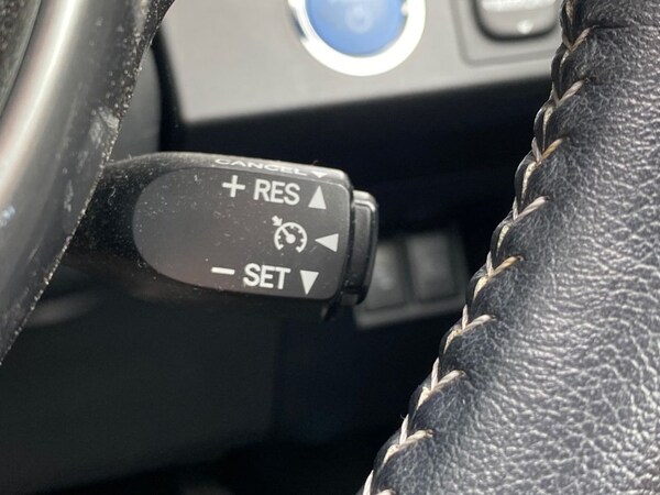 Used Toyota Yaris 2016 for sale - 76235321: Photo 42