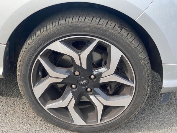 Used Ford Ecosport 2018 for sale - 76080888: Photo 31