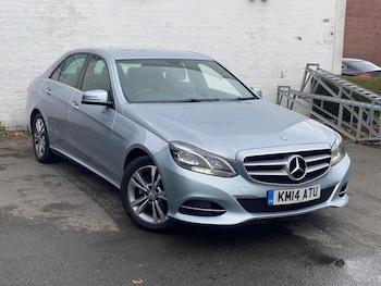 Used Mercedes-Benz E-Class 2014 for sale - 76172961: Photo 2
