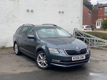 Used Skoda Octavia 2019 for sale - 76210855: Photo 2