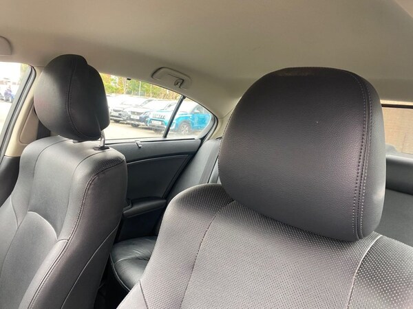 Used Toyota Avensis 2012 for sale - 76080702: Photo 19