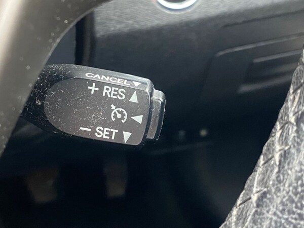Used Toyota Avensis 2012 for sale - 76080702: Photo 47