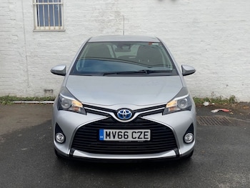 Used Toyota Yaris 2016 for sale - 75573596: Photo