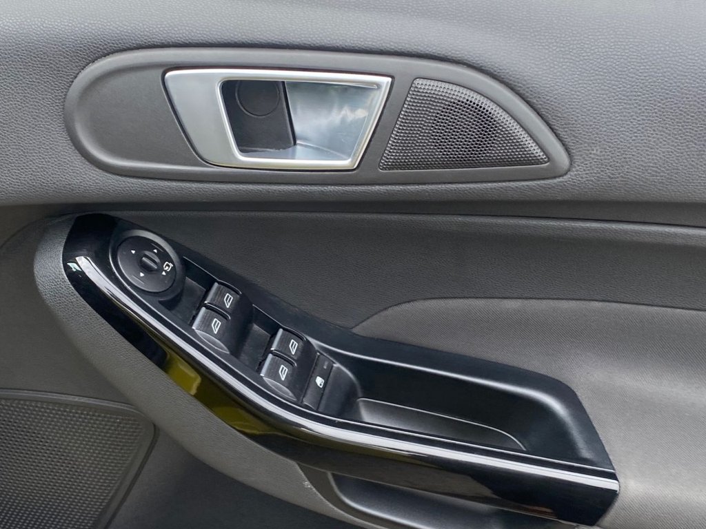Used Ford Fiesta 2014 for sale - 76604663: Photo 21
