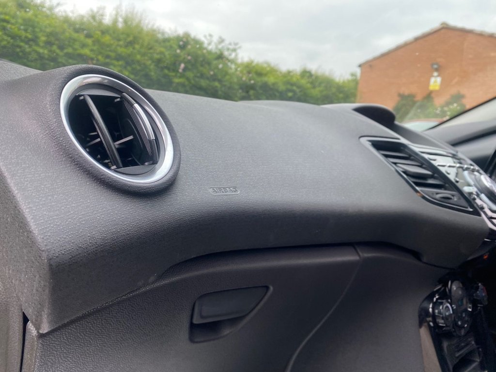 Used Ford Fiesta 2014 for sale - 76604663: Photo 26