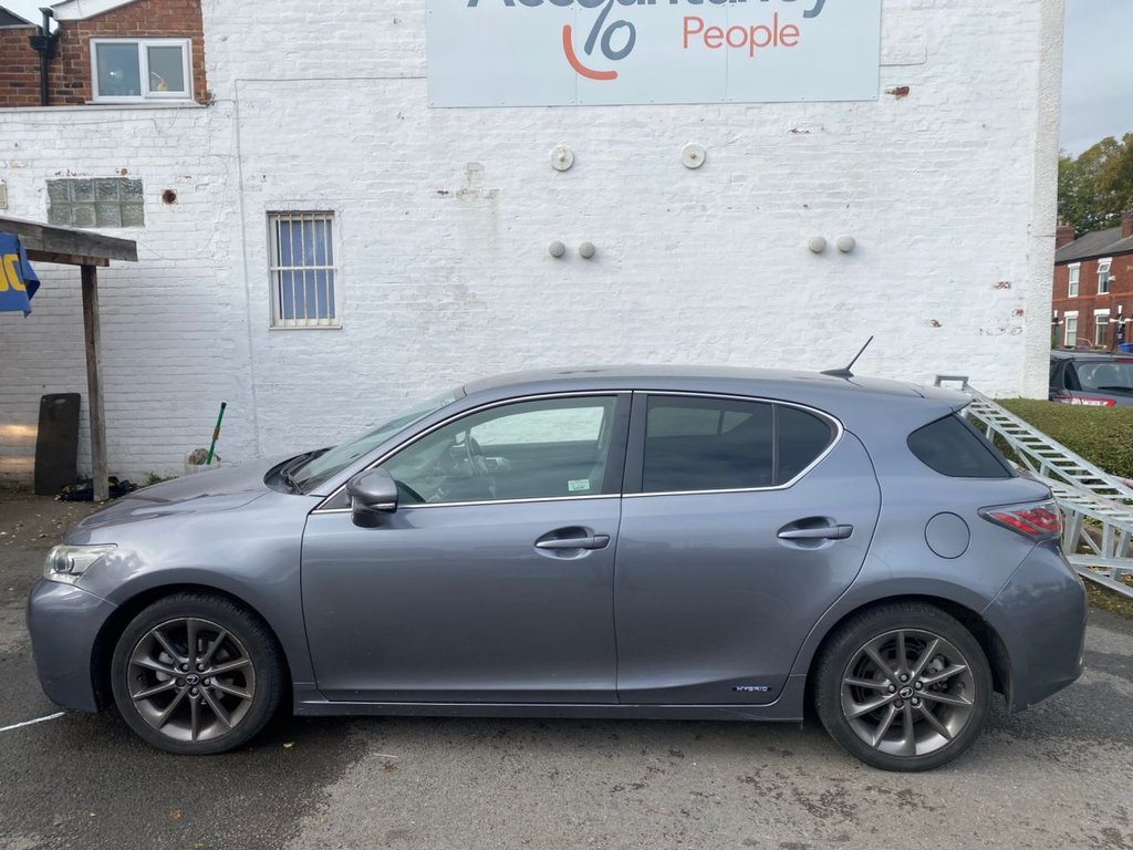 Used Lexus CT 2013 for sale - 76162696: Photo 5