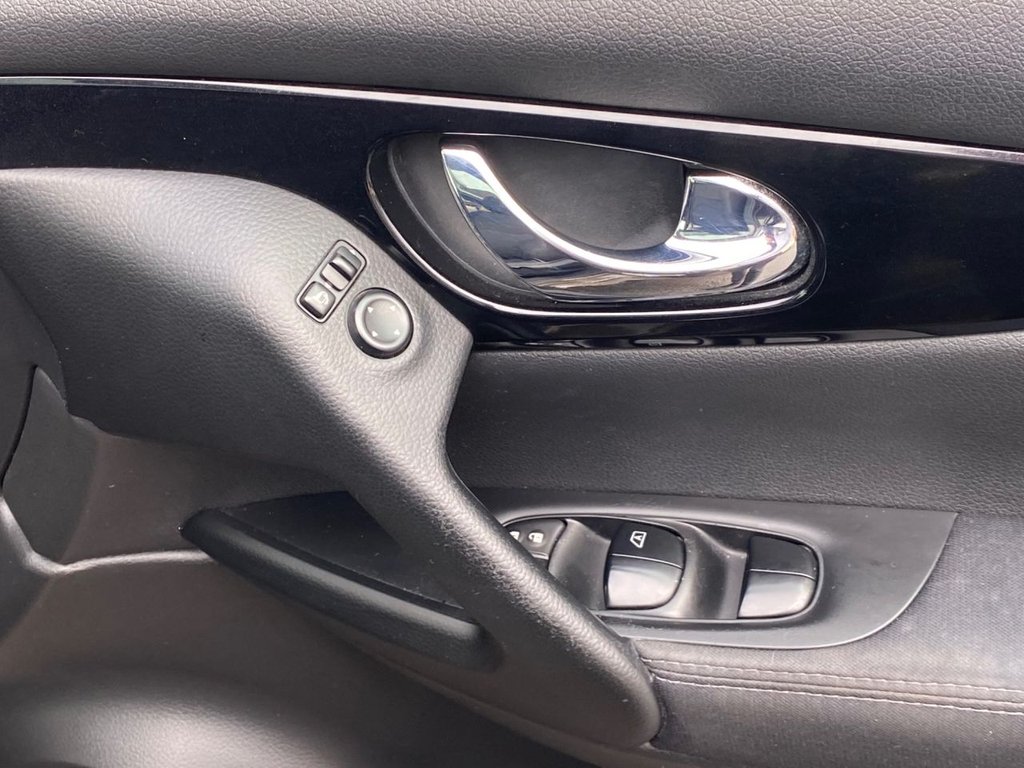 Used Nissan Qashqai 2015 for sale - 76147773: Photo 20