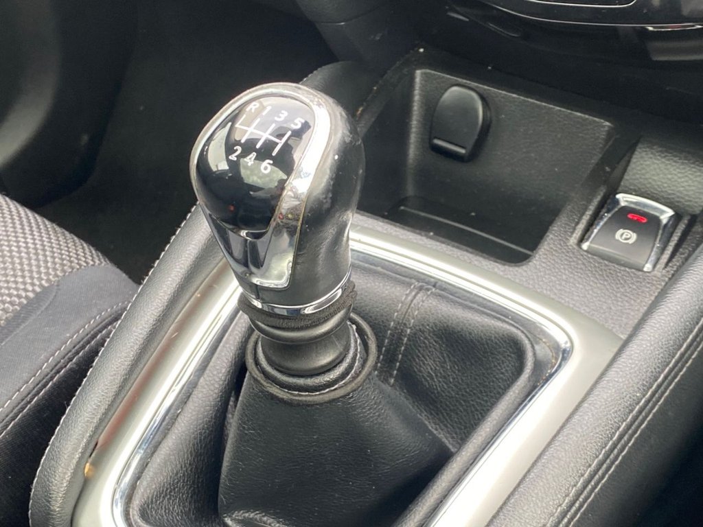 Used Nissan Qashqai 2015 for sale - 76147773: Photo 42