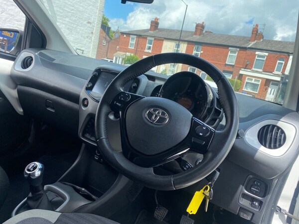 Used Toyota AYGO 2019 for sale - 76266553: Photo 12