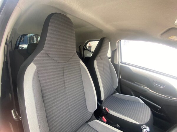 Used Toyota AYGO 2019 for sale - 76266553: Photo 17
