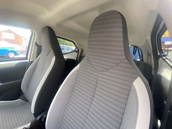 Used Toyota AYGO 2019 for sale - 76266553: Photo 19