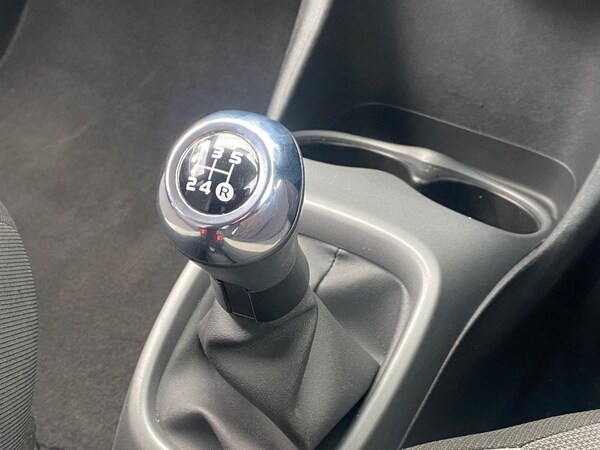 Used Toyota AYGO 2019 for sale - 76266553: Photo 44