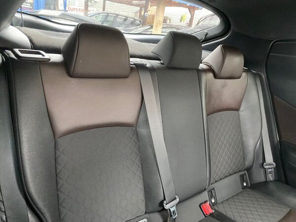 Used Toyota C-HR 2018 for sale - 76280235: Photo 20