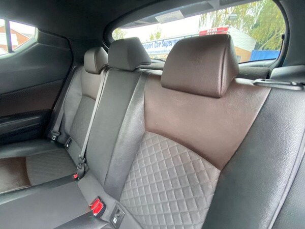 Used Toyota C-HR 2018 for sale - 76280235: Photo 21