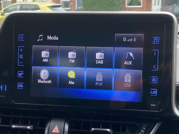 Used Toyota C-HR 2018 for sale - 76280235: Photo 38