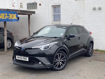 Used Toyota C-HR 2018 for sale - 76280235: Photo 3