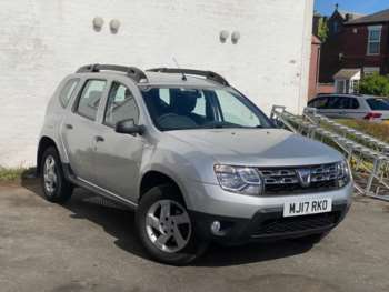 Used Dacia Duster 2017 for sale - 74570533: Photo