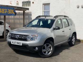 Used Dacia Duster 2017 for sale - 74570533: Photo