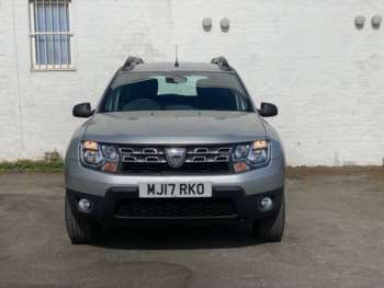 Used Dacia Duster 2017 for sale - 74570533: Photo