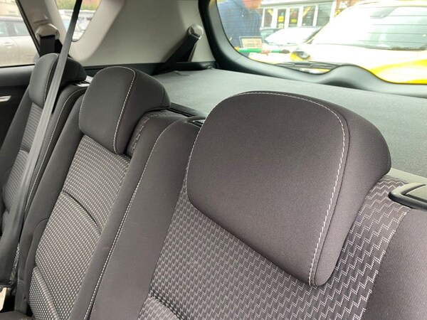 Used Toyota Verso 2015 for sale - 76312953: Photo 21