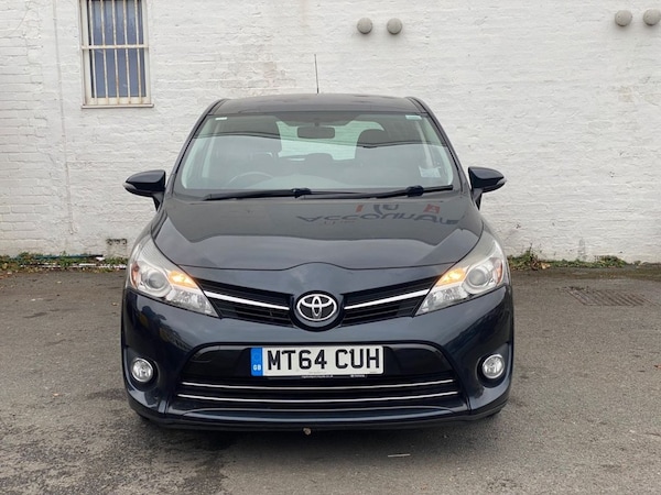 Used Toyota Verso 2015 for sale - 76312953: Photo 4