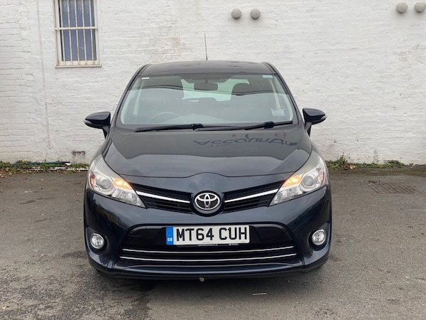 Used Toyota Verso 2015 for sale - 76312953: Photo 5
