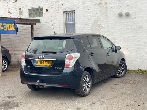 Used Toyota Verso 2015 for sale - 76312953: Photo 9