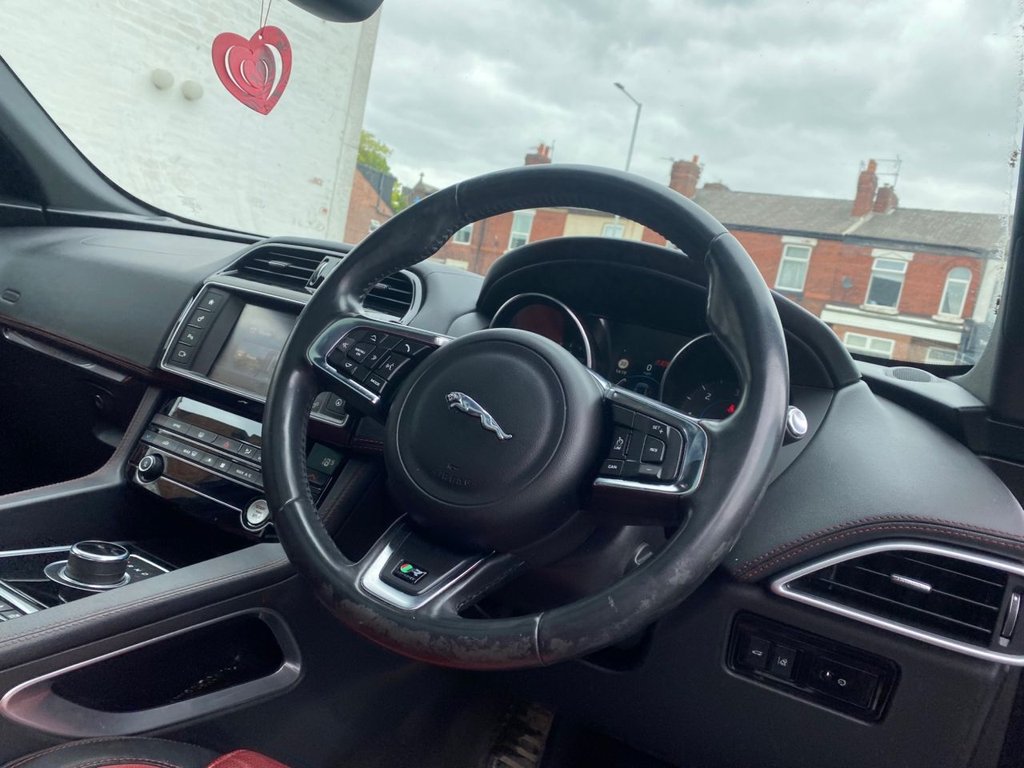 Used Jaguar F-Pace 2016 for sale - 76416999: Photo 14