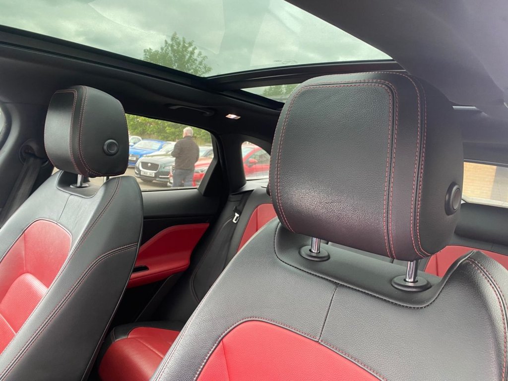 Used Jaguar F-Pace 2016 for sale - 76416999: Photo 20