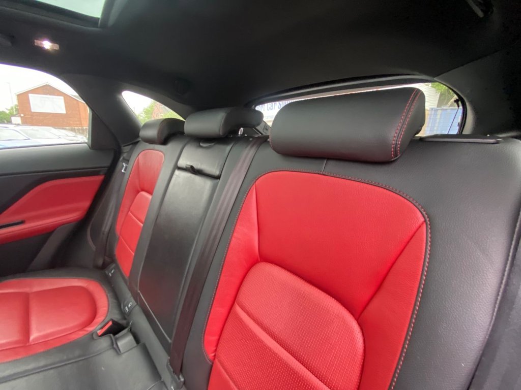 Used Jaguar F-Pace 2016 for sale - 76416999: Photo 23