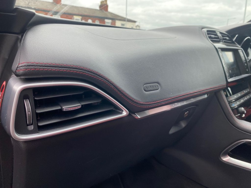 Used Jaguar F-Pace 2016 for sale - 76416999: Photo 24