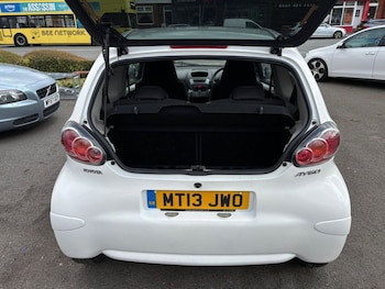 Used Toyota AYGO 2013 for sale - 75538014: Photo