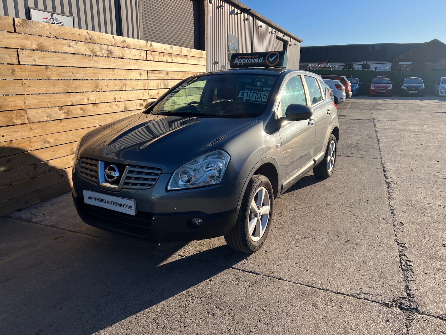 Used Nissan Qashqai 2009 for sale - 77112830: Photo 2