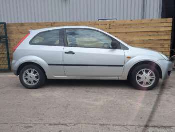 Used Ford Fiesta 2005 for sale - 74785707: Photo