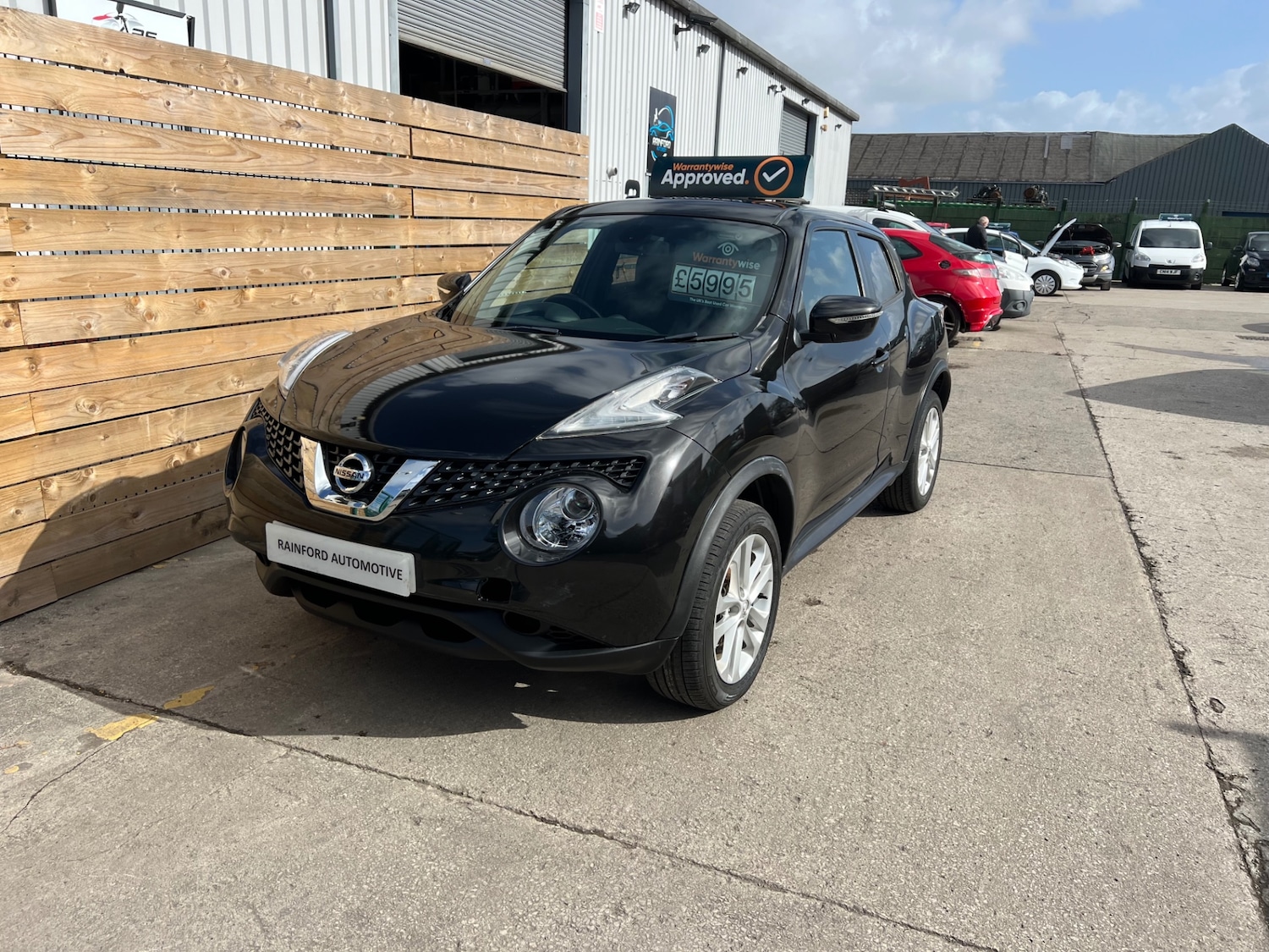 Used Nissan Juke 2017 for sale - 78042162: Photo 2