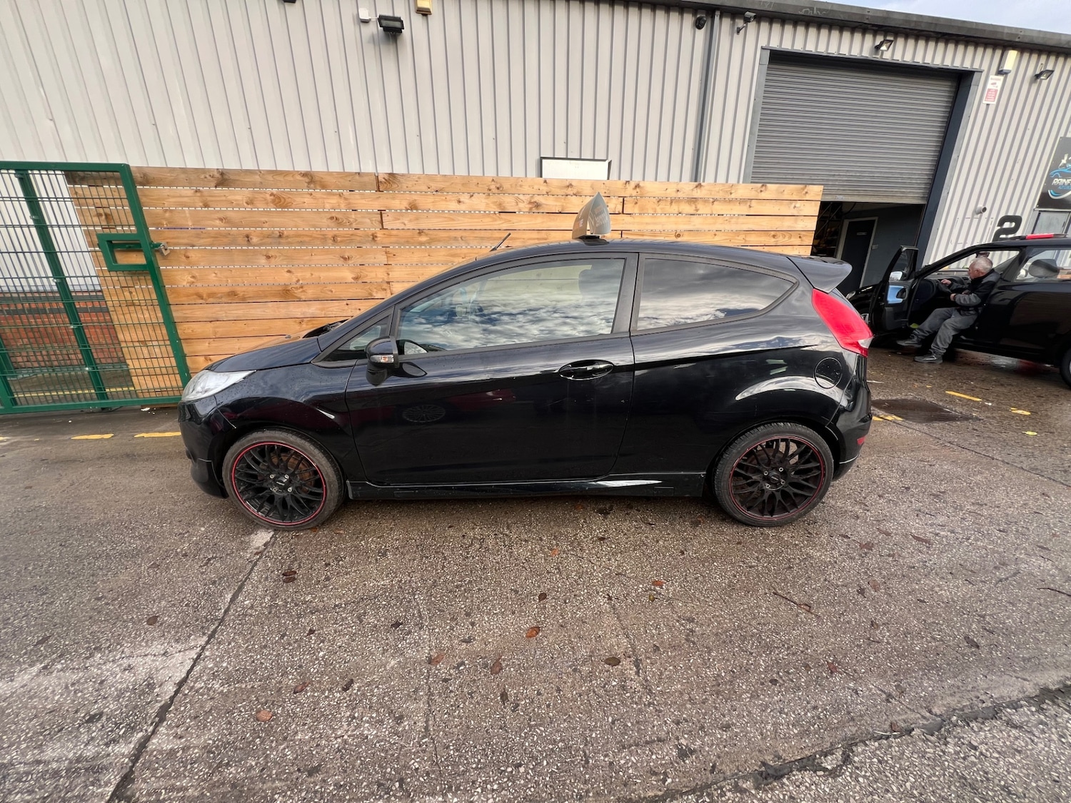 Used Ford Fiesta 2012 for sale - 77085461: Photo 3