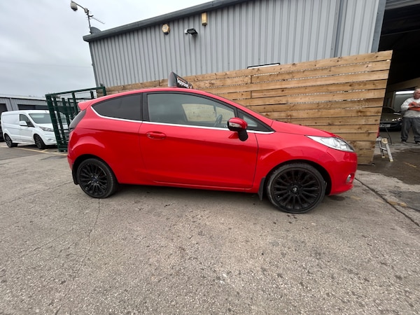 Used Ford Fiesta 2012 for sale - 76237516: Photo 5