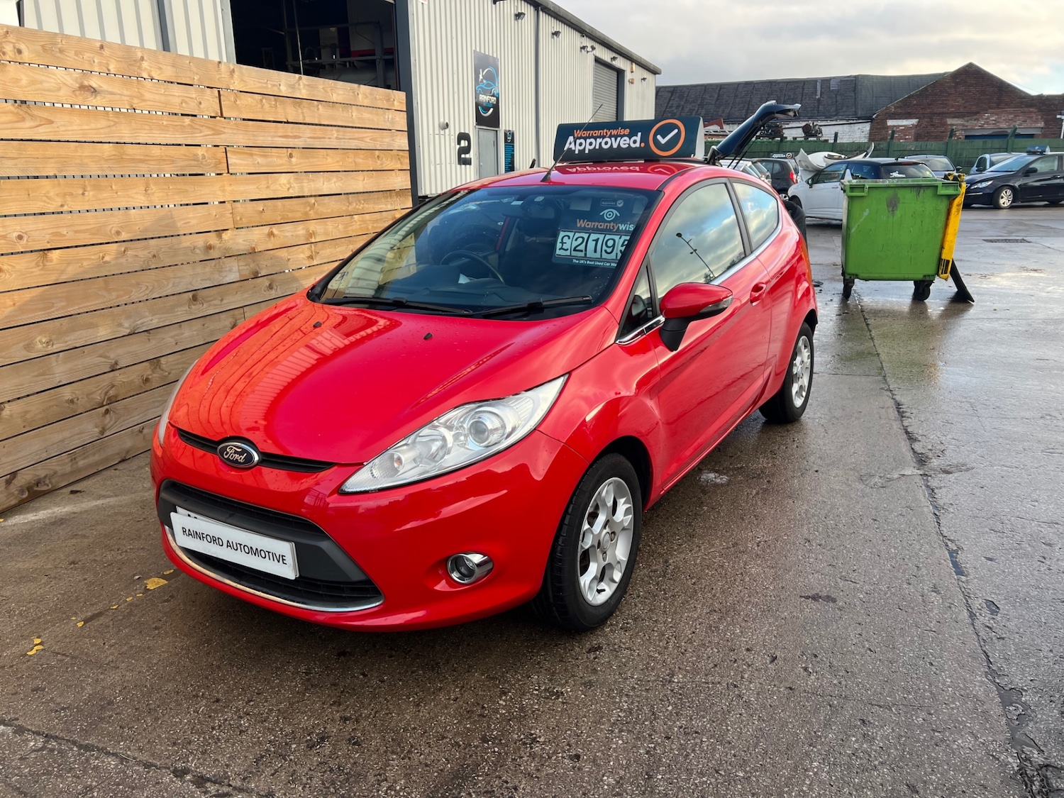 Used Ford Fiesta 2011 for sale - 77223336: Photo 2